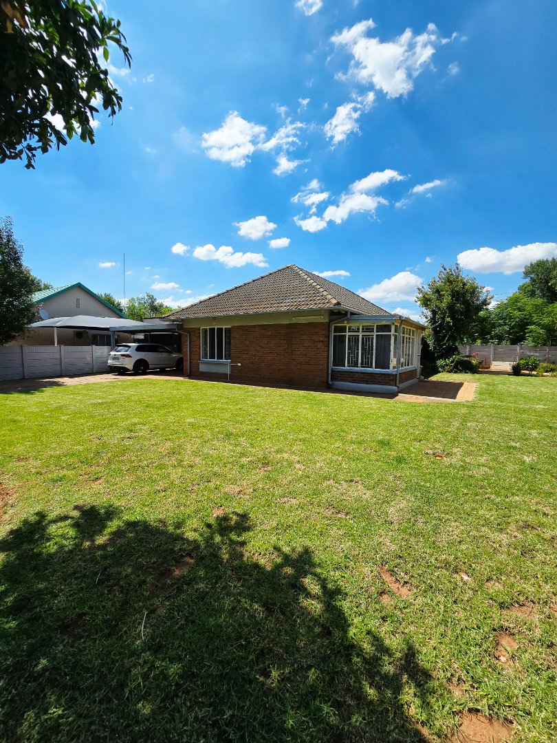 3 Bedroom Property for Sale in Stilfontein Ext 4 North West